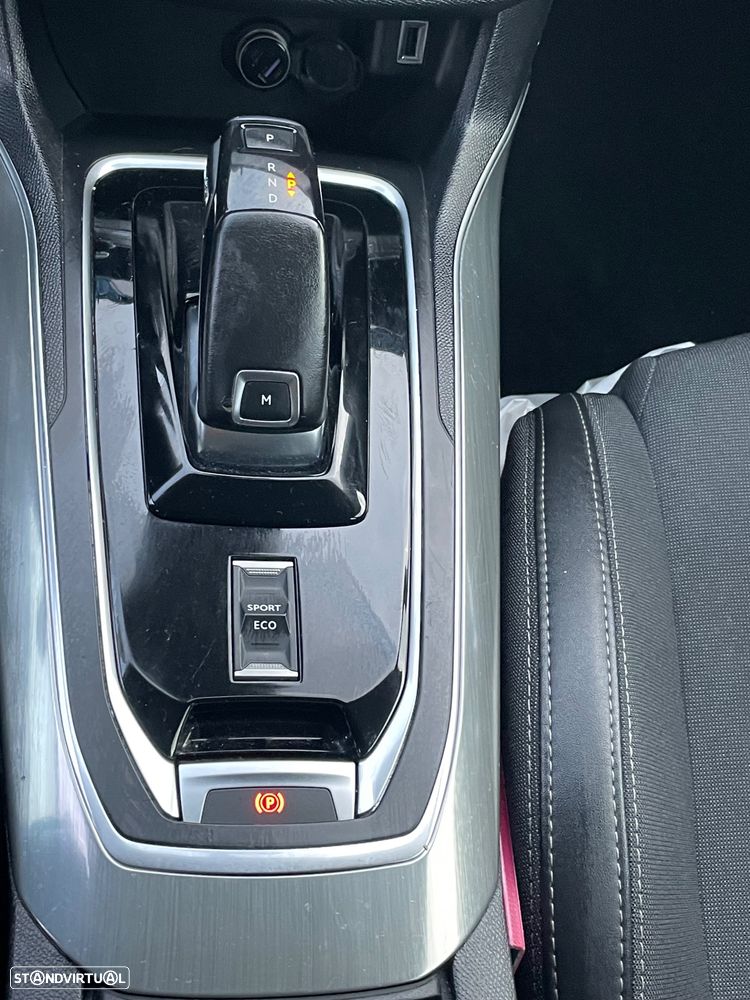 Peugeot 308 SW BlueHDi 130 EAT8 Stop & Start GT Pack - 7