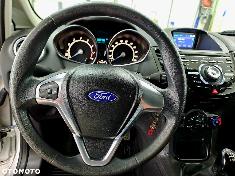 Ford Fiesta 1.25 Silver X (Trend) EU5 - 15
