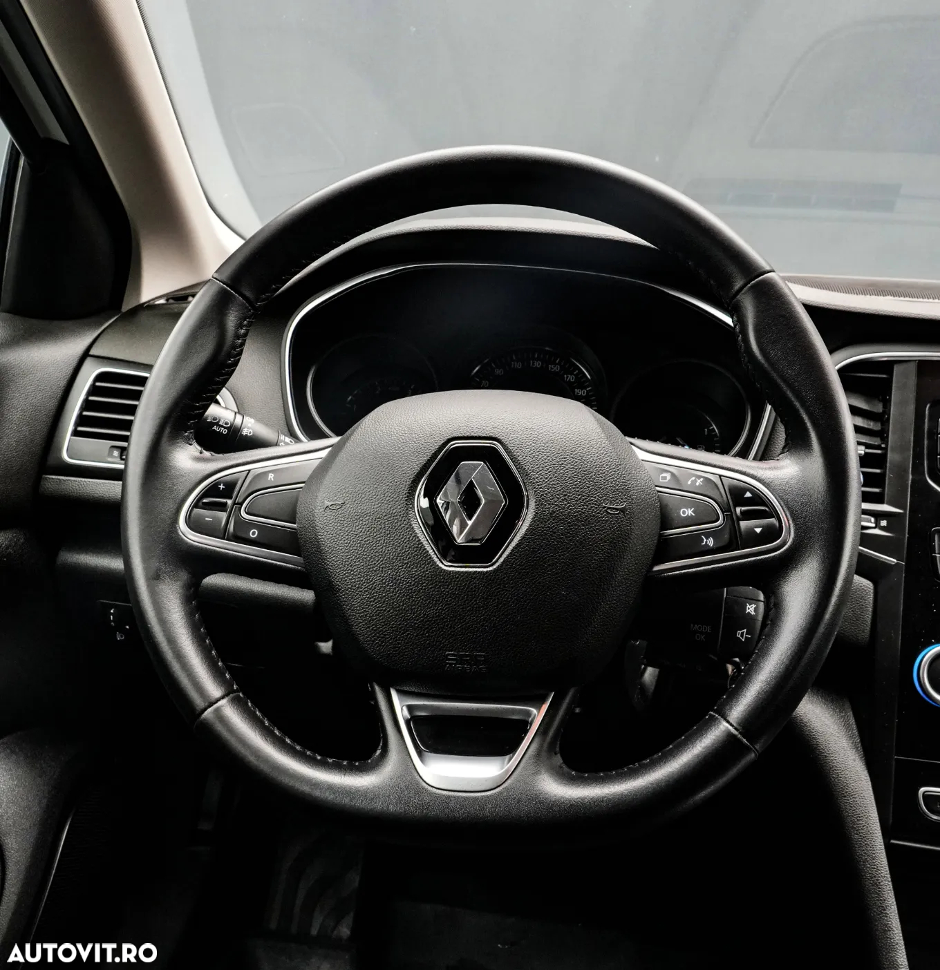 Renault Megane Blue dCi 116 Zen - 18