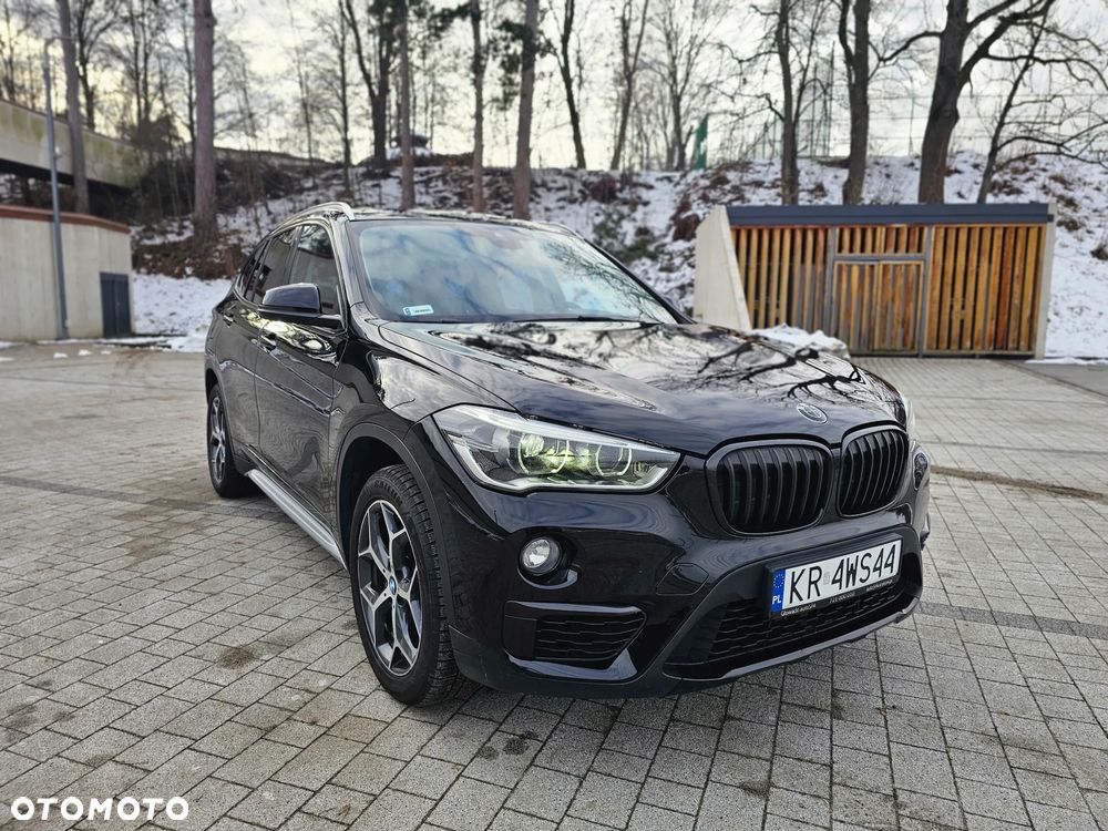 BMW X1 sDrive16d xLine - 12