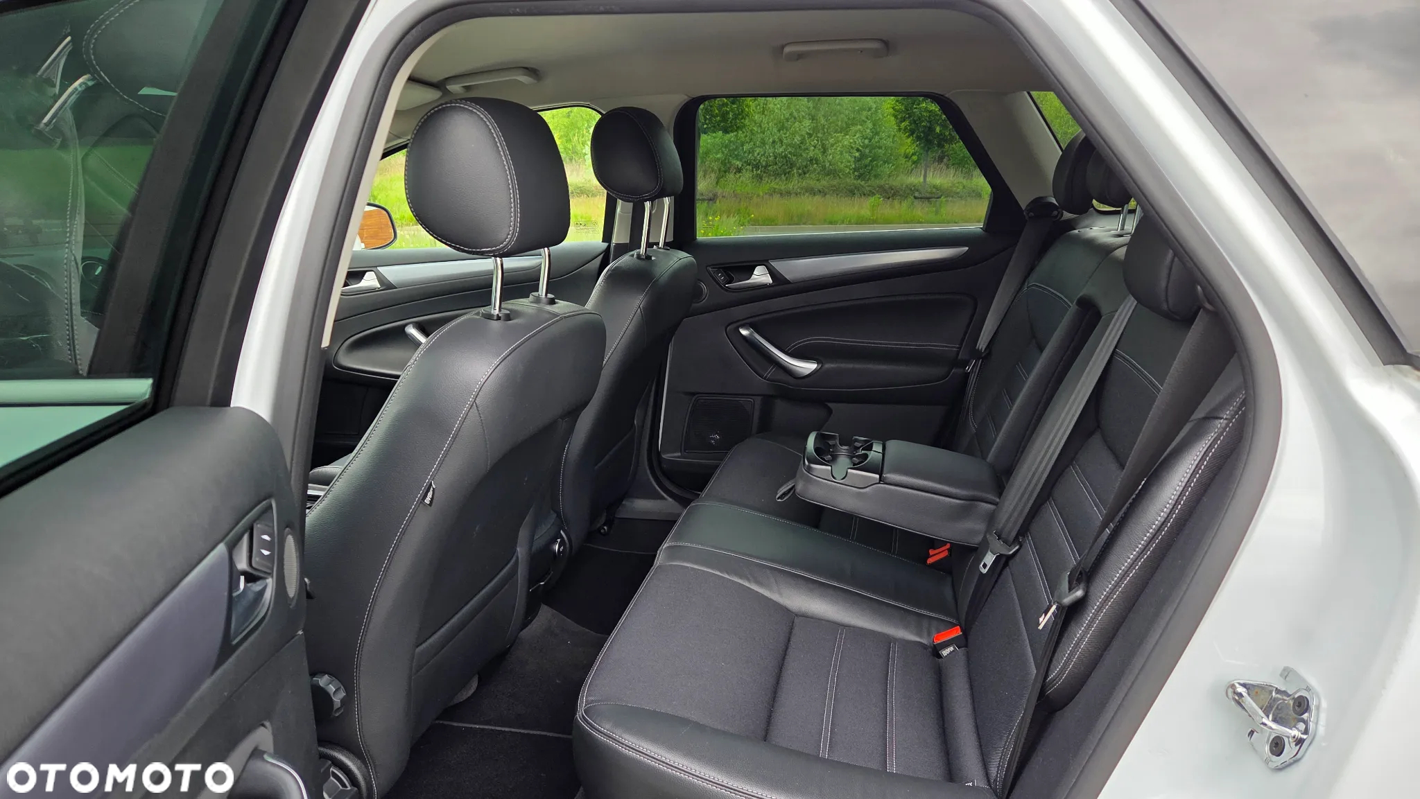 Ford Mondeo 2.0 TDCi Titanium - 20