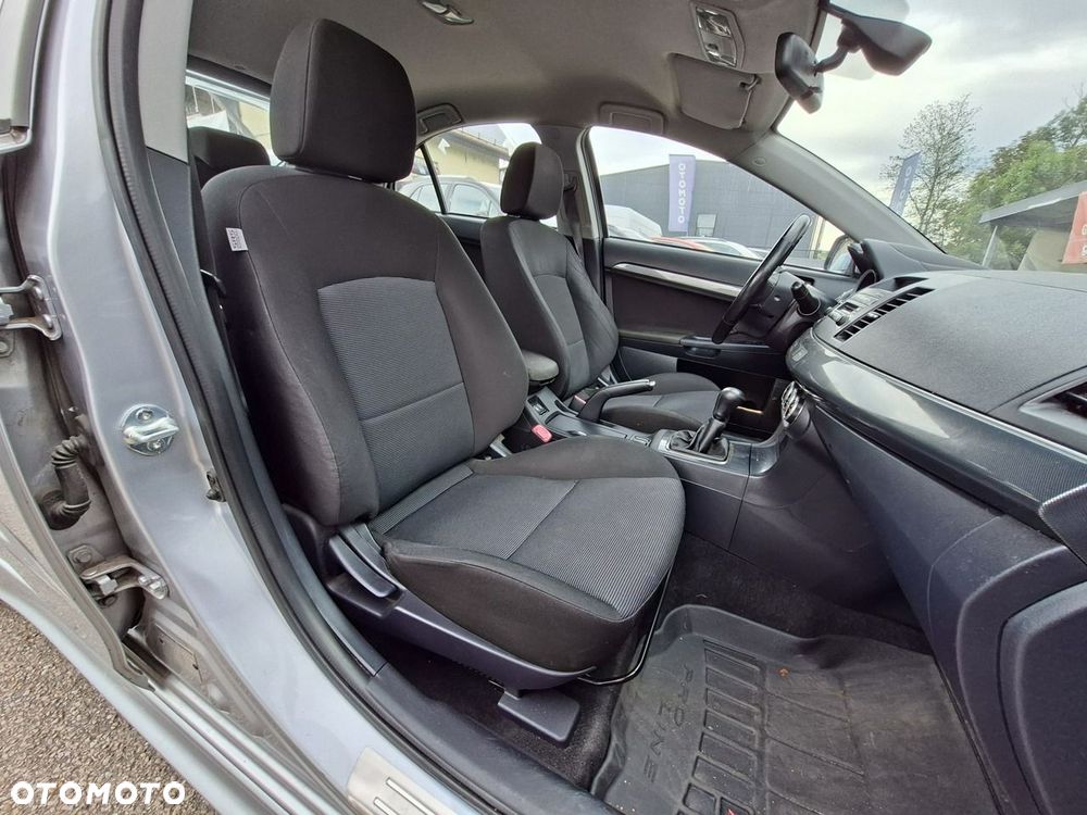 Mitsubishi Lancer - 21