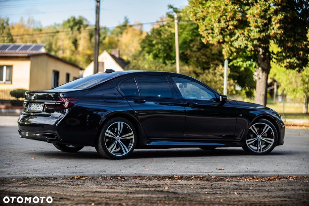BMW Seria 7 - 40