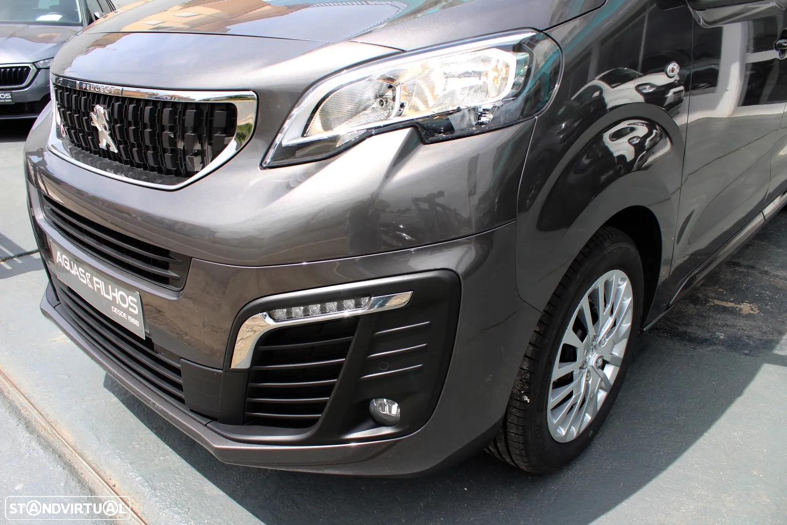 Peugeot Traveller 1.5 BlueHDi L2H1 Active Standard - 4