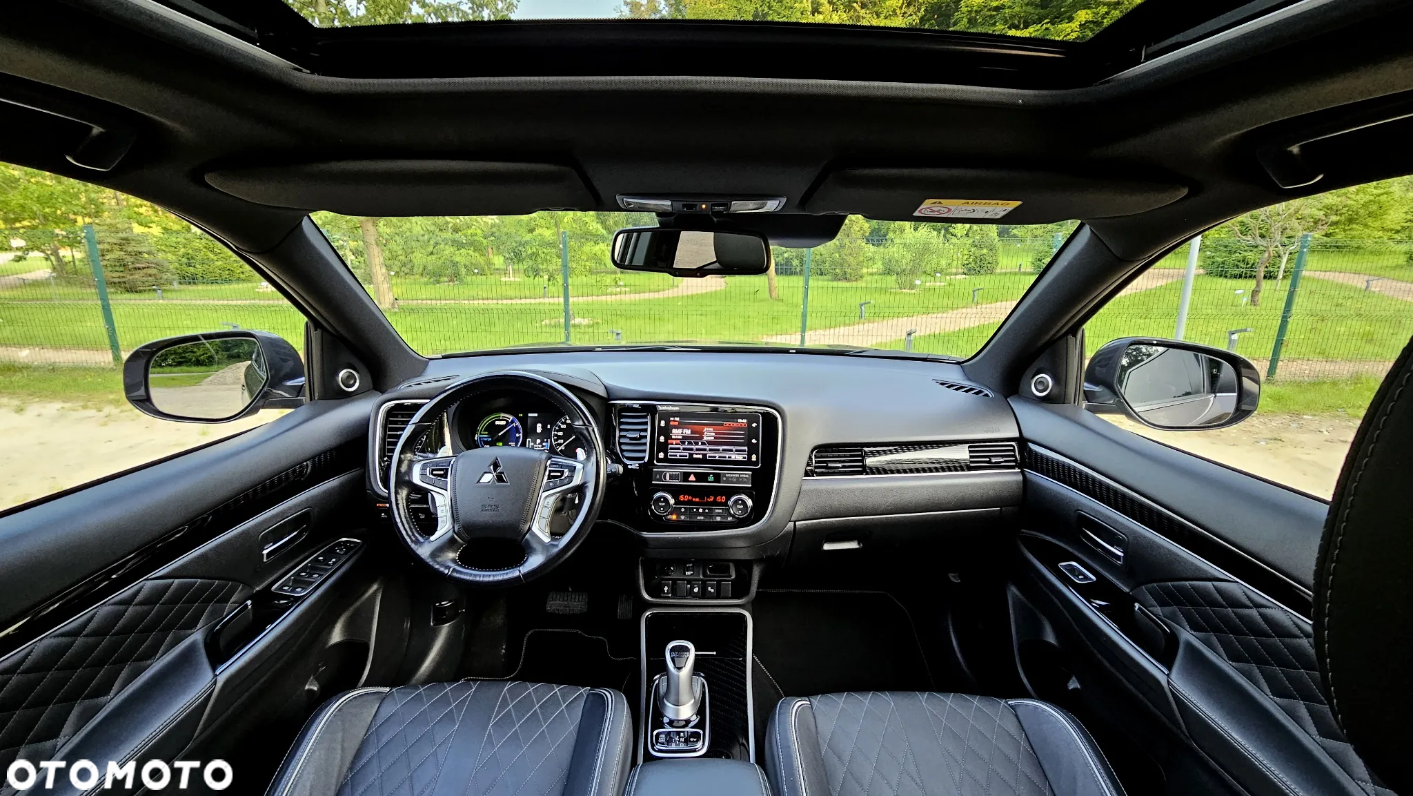 Mitsubishi Outlander PHEV Intense + - 35