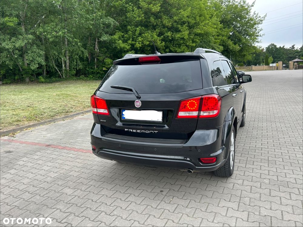 Fiat Freemont 2.0 Multijet 16V DPF Automatik Allrad Lounge - 23