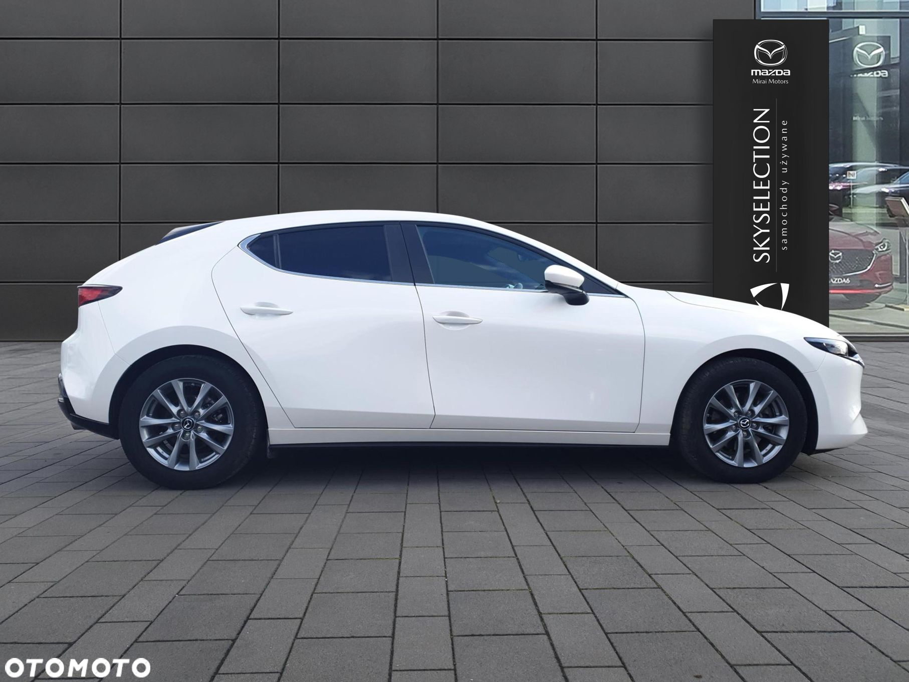 Mazda 3 - 8