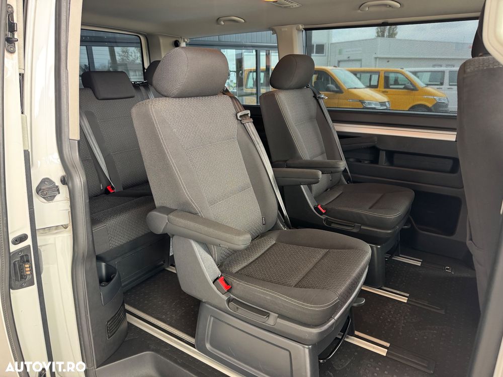 Volkswagen Multivan - 7