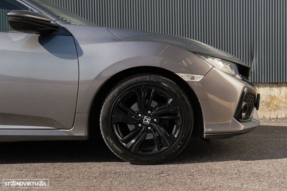 Honda Civic 1.0 i-VTEC Elegance Navi - 37