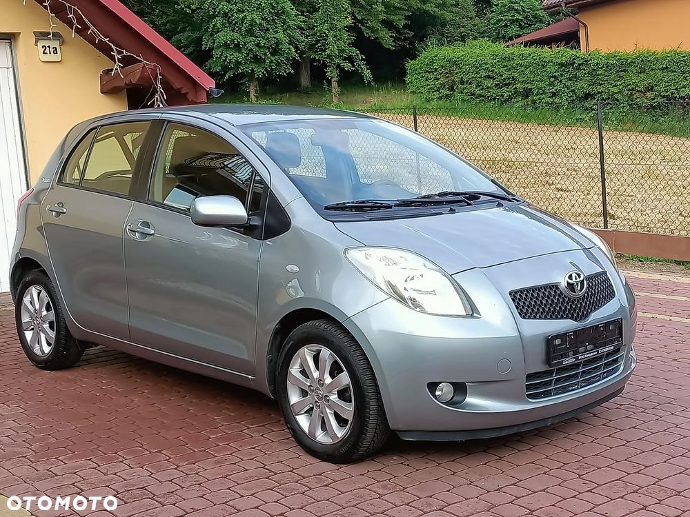 Toyota Yaris 1.3 VVT-i Team - 5