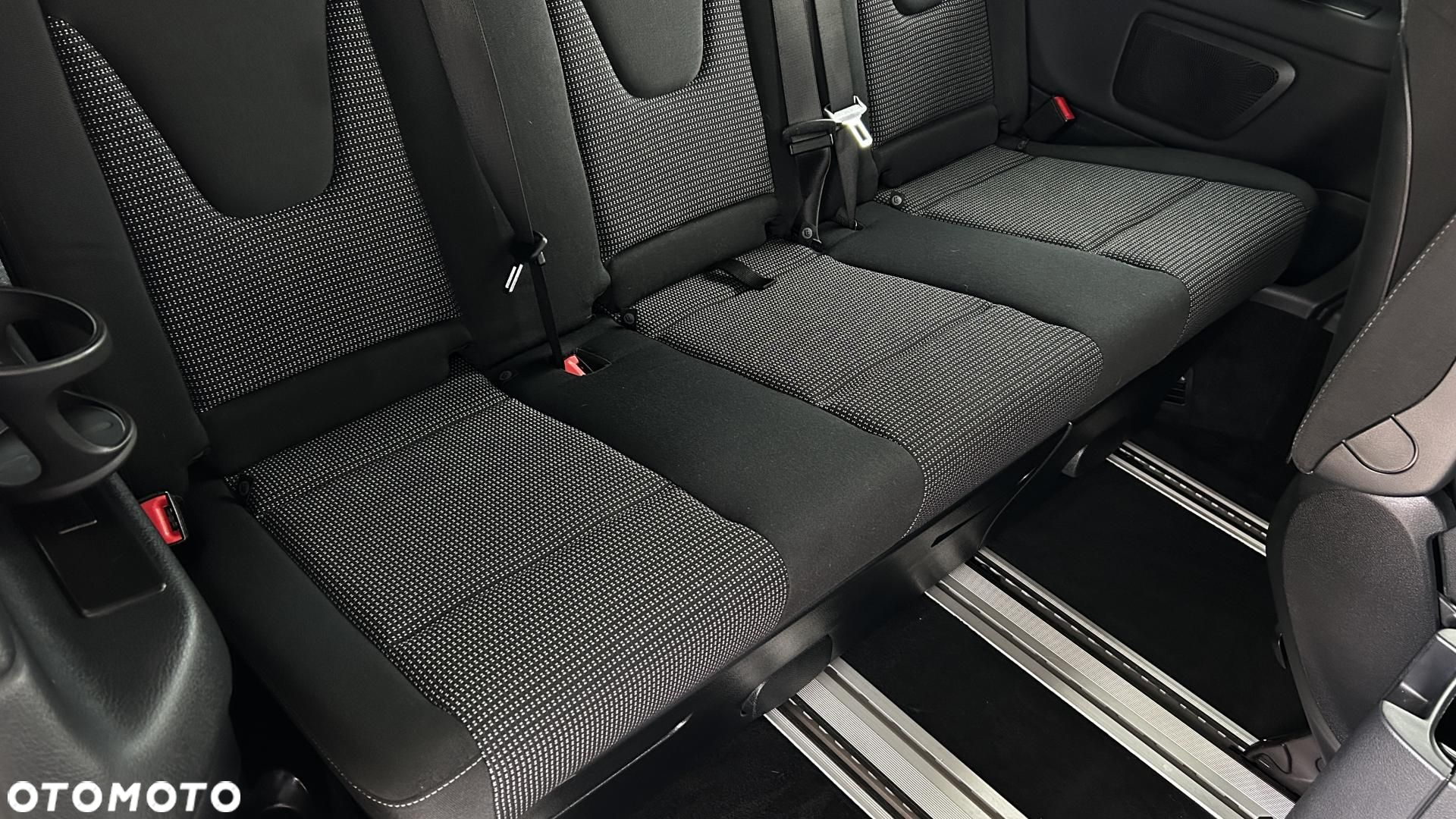 Mercedes-Benz Klasa V 250 d 4-Matic 9G-Tronic - 30