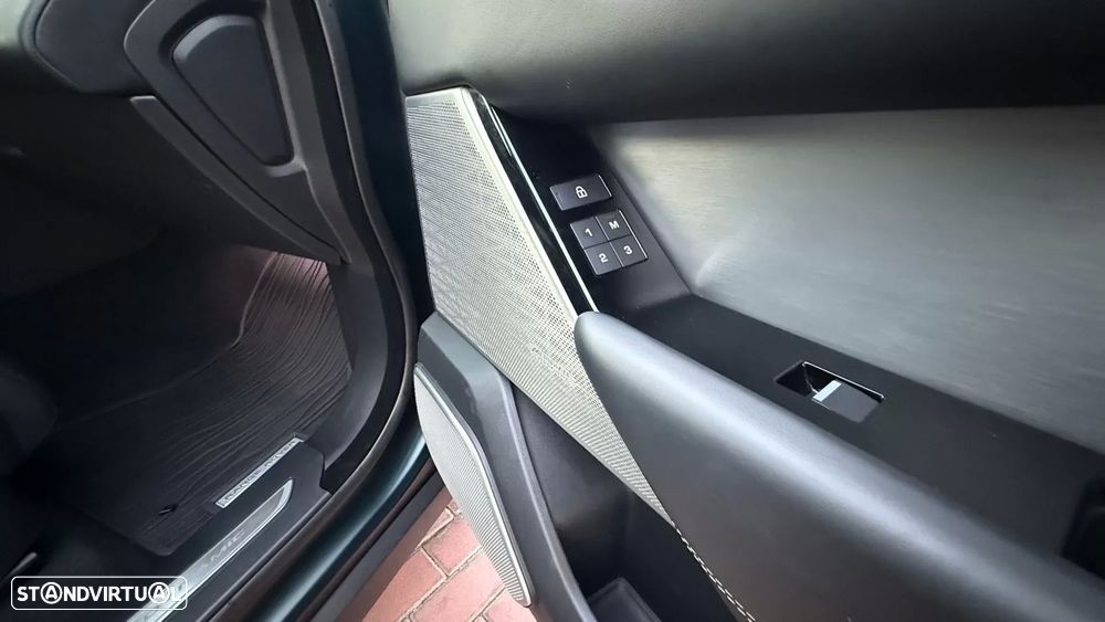 Land Rover Range Rover Velar D300 Belgravia Edition - 47