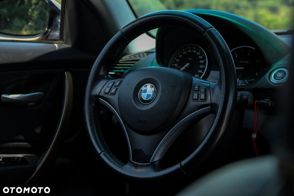 BMW Seria 1 - 11