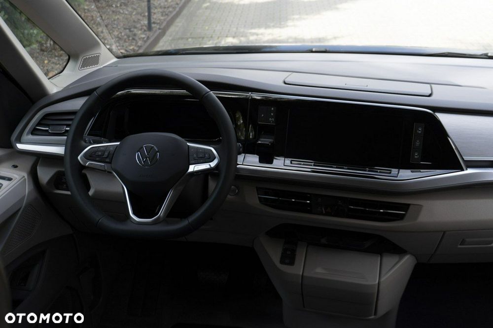 Volkswagen Multivan - 22