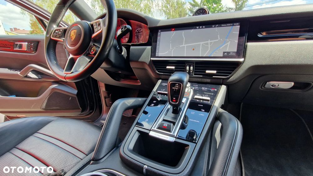 Porsche Cayenne - 11