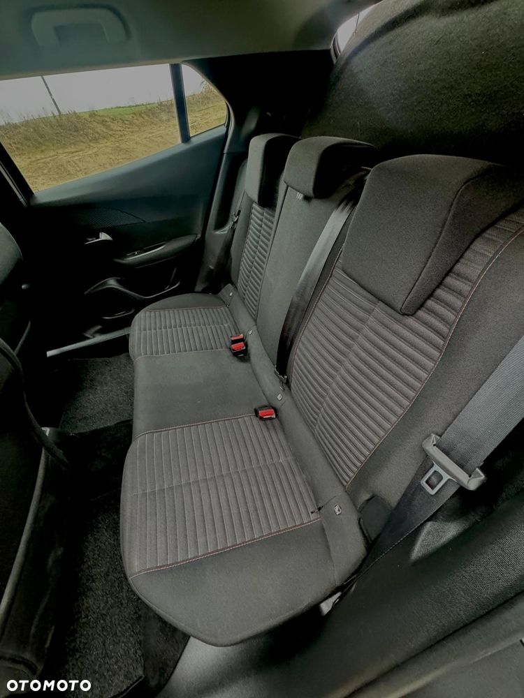 Peugeot 2008 PureTech 100 Active - 12