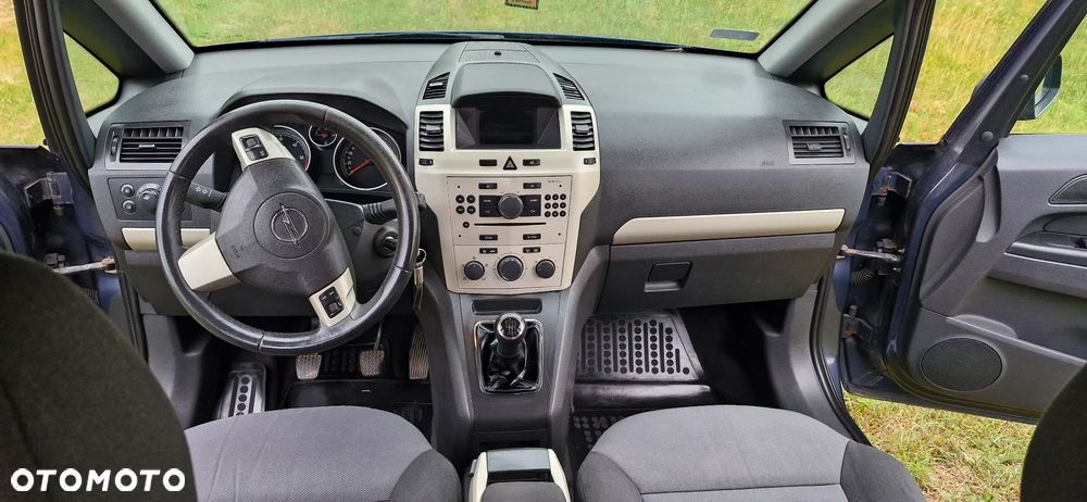 Opel Zafira 1.9 CDTI 111 - 18