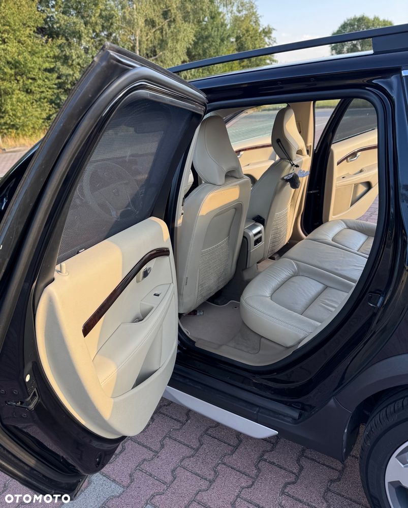 Volvo XC 70 - 31