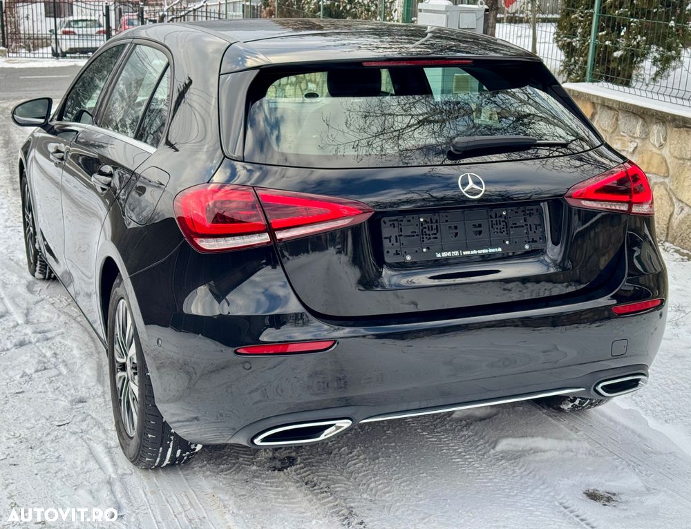 Mercedes-Benz A 180 - 40