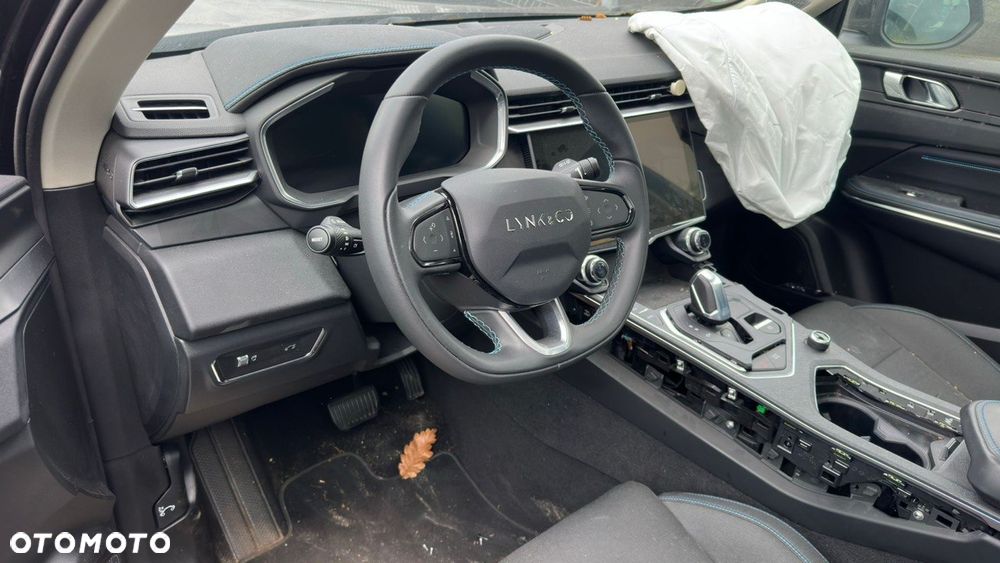 Lynk & Co 01 - 26