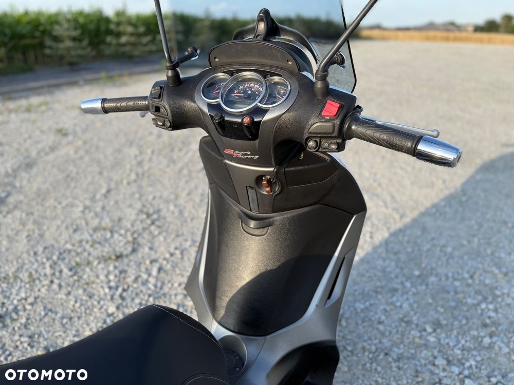 Piaggio Beverly - 13