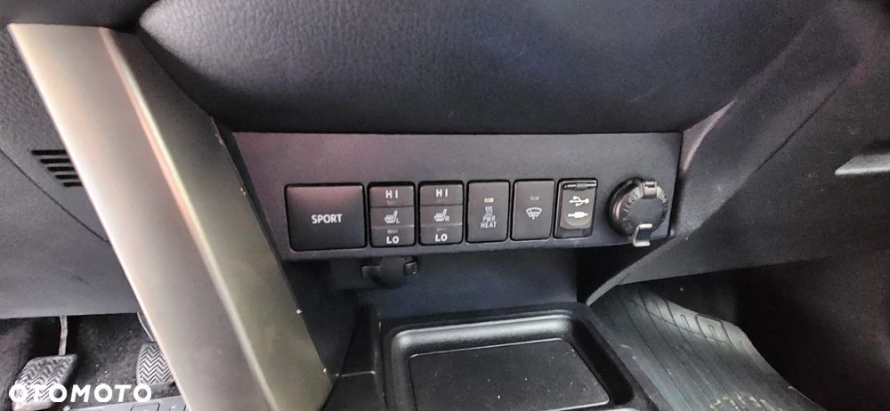 Toyota RAV4 2.2 D-4D 4x4 Executive - 12