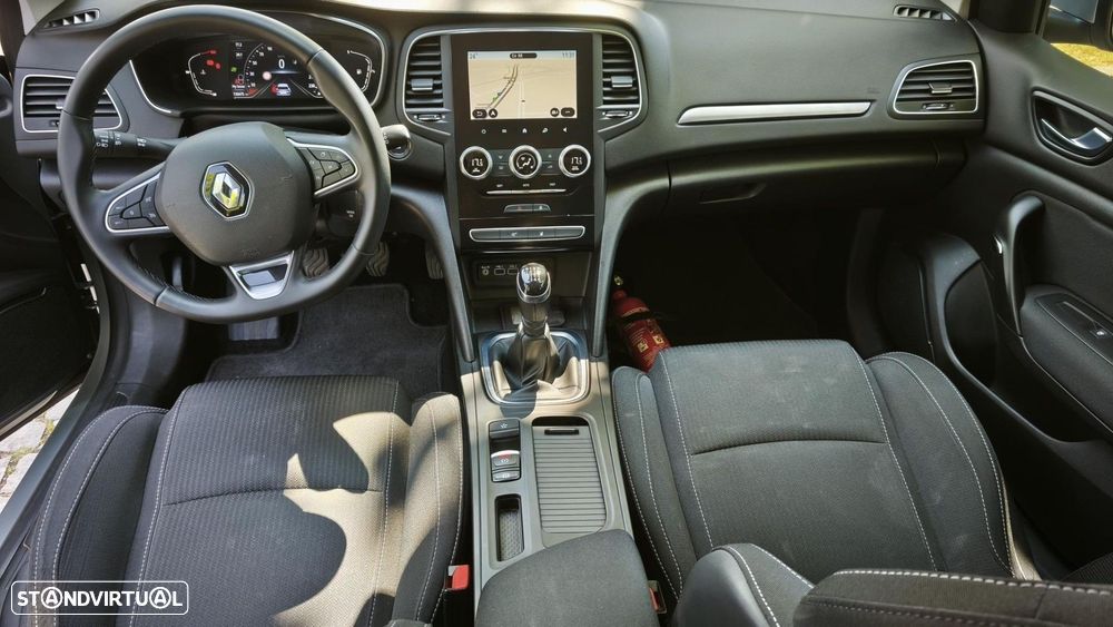 Renault Mégane Sport Tourer 1.5 Blue dCi Business — fotografia 4