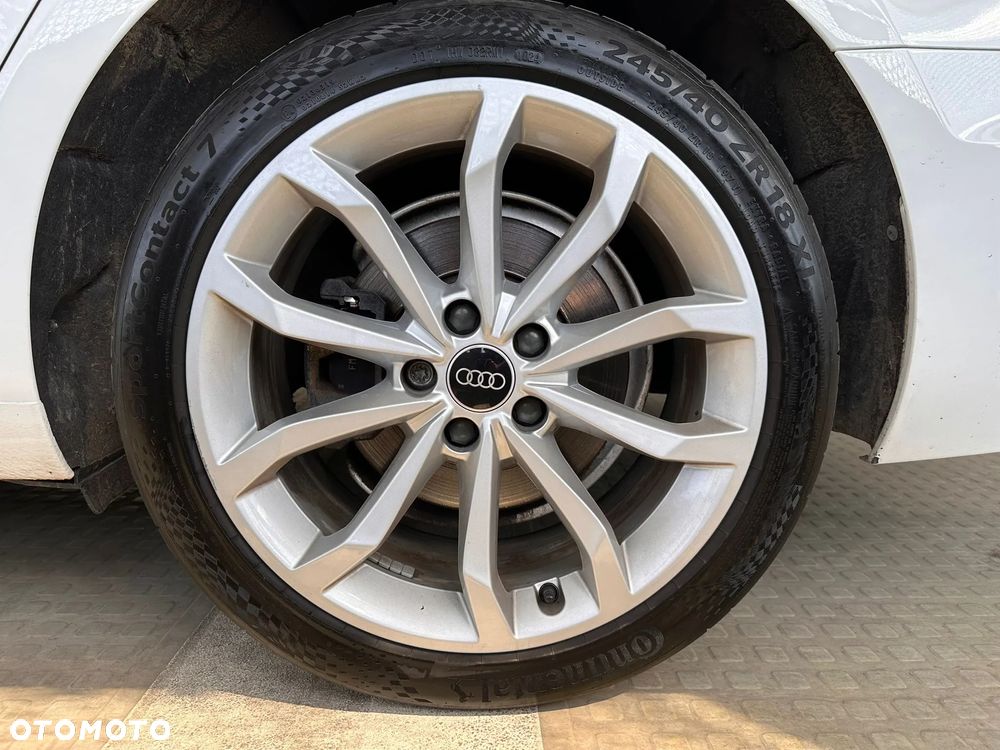 Audi A4 Avant 35 TDI mHEV Advanced S tronic - 39