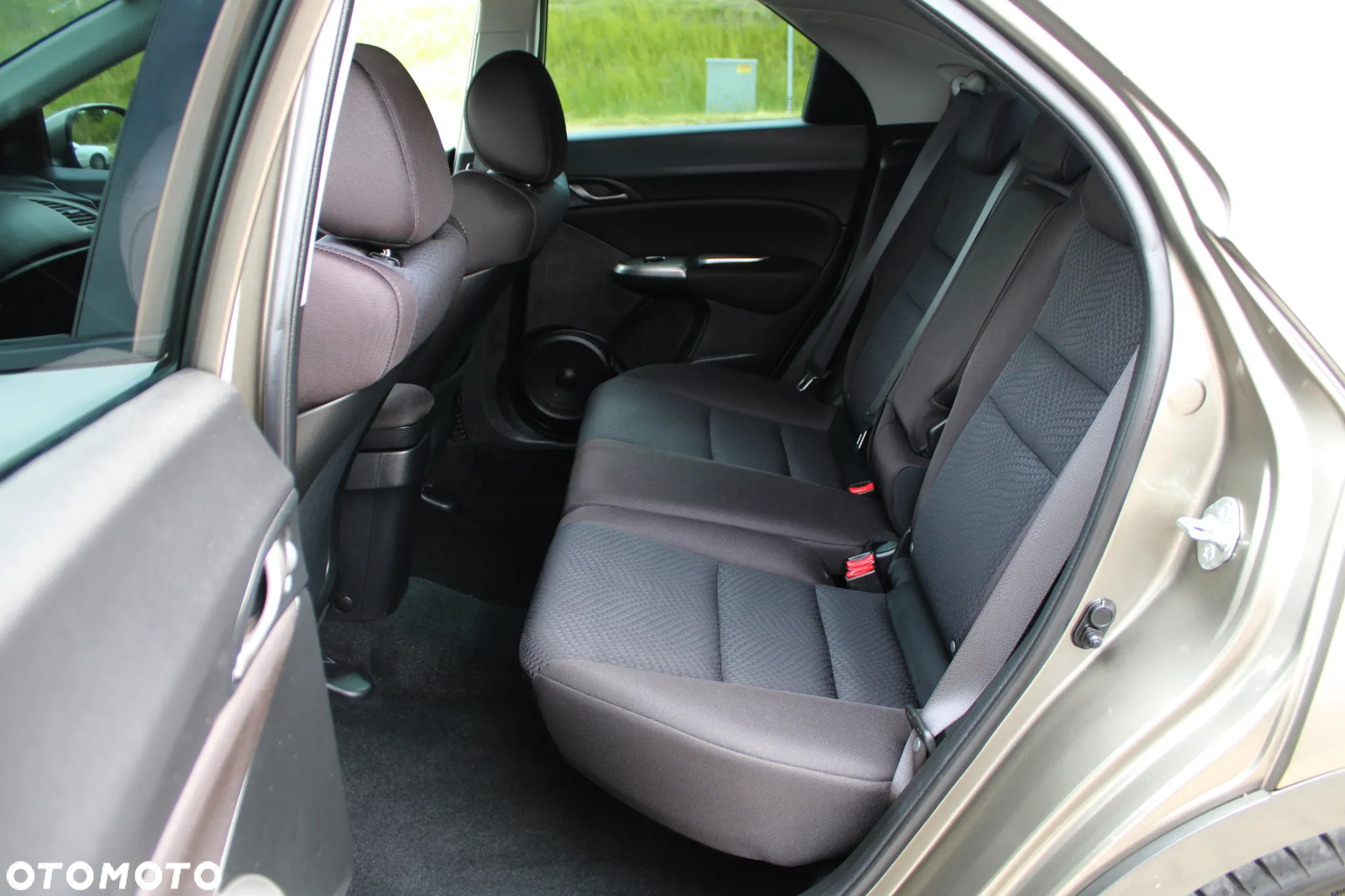 Honda Civic 1.8i-VTEC Sport - 26