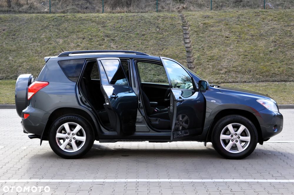 Toyota RAV4 2.0 VVT-i Prestige - 26