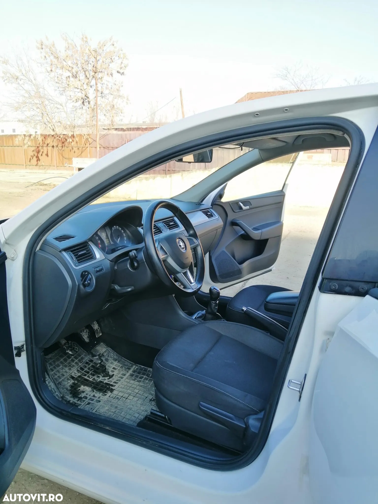 Skoda RAPID 1.6 TDI Active - 5