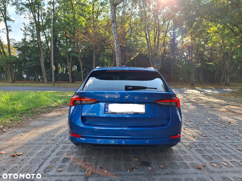 Skoda Octavia 2.0 TDI SCR Style DSG - 8