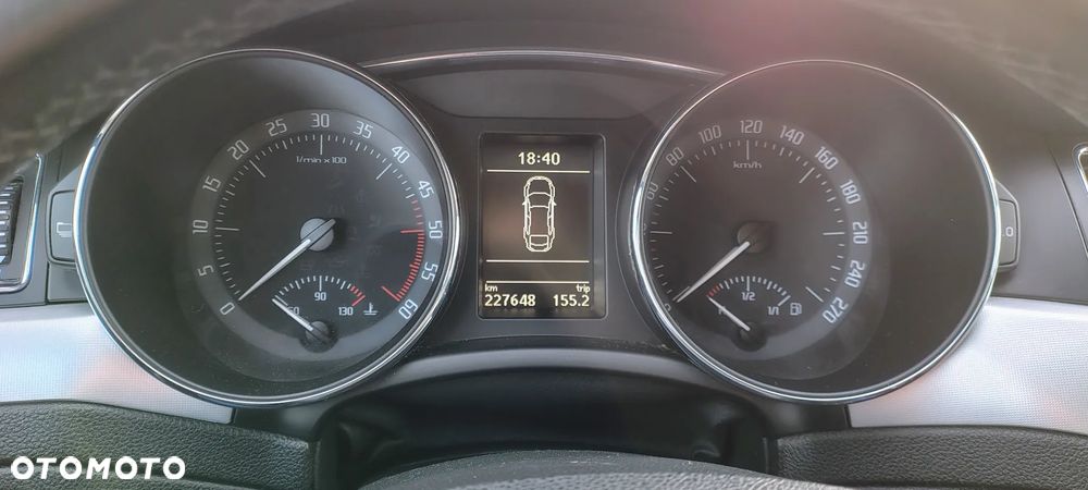 Skoda Superb 1.6 TDI Exclusive - 13