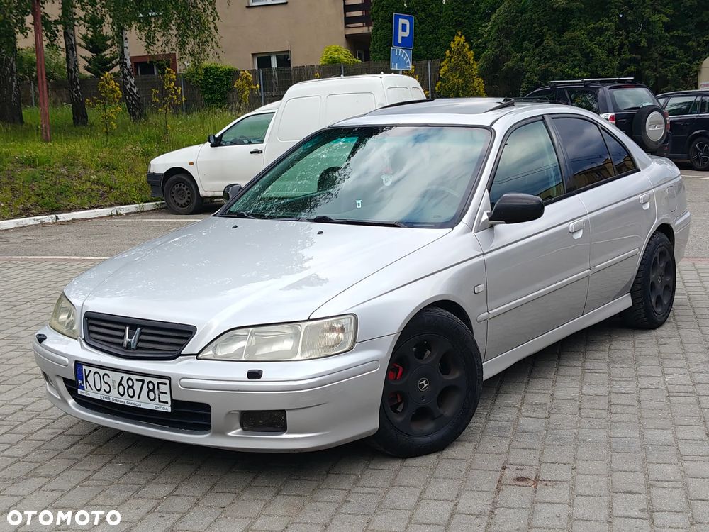 Honda Accord - 1