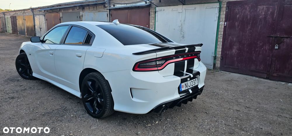 Dodge Charger 5.7 R/T - 3