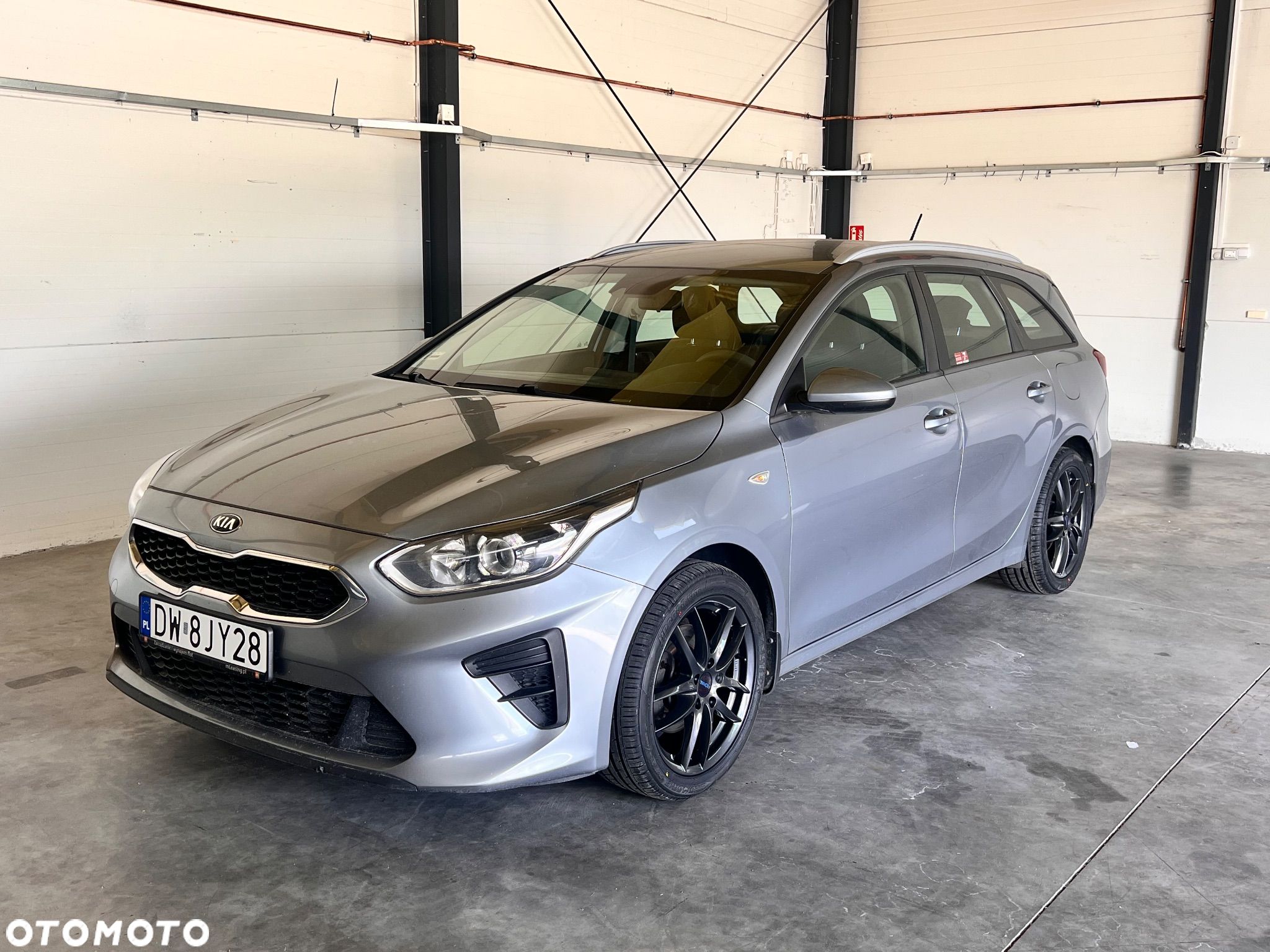 Kia Ceed 1.6 CRDi SCR L Business Line - 1