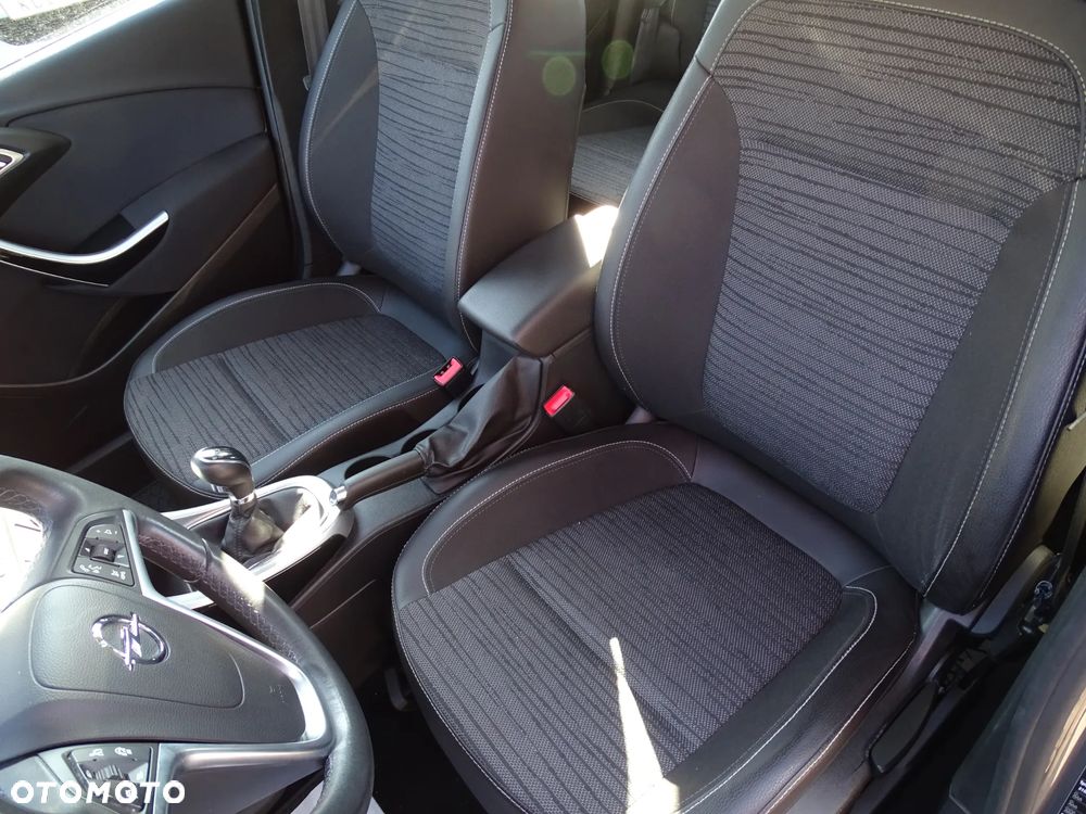 Opel Astra 1.4 Turbo ENERGY - 22