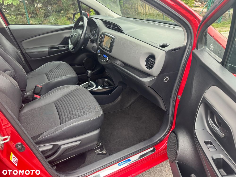 Toyota Yaris Hybrid 1.5 VVT-i Comfort mit Design Paket - 9