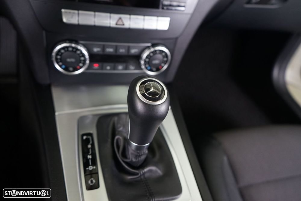 Mercedes-Benz C 180 BlueEFFICIENCY 7G-TRONIC - 25