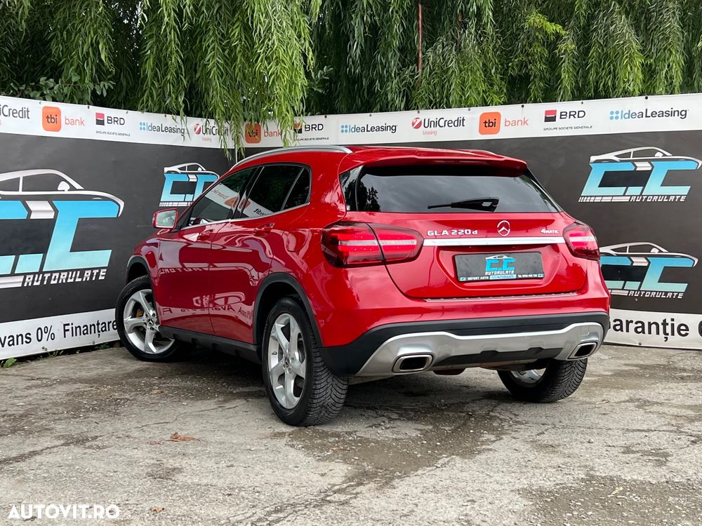 Mercedes-Benz GLA 220 d 4Matic 7G-DCT Style - 39