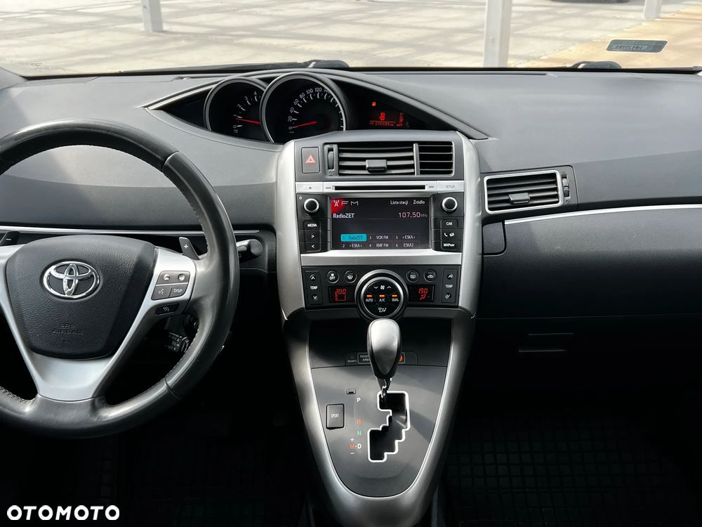 Toyota Verso 2.2 D-CAT Premium 7os - 24
