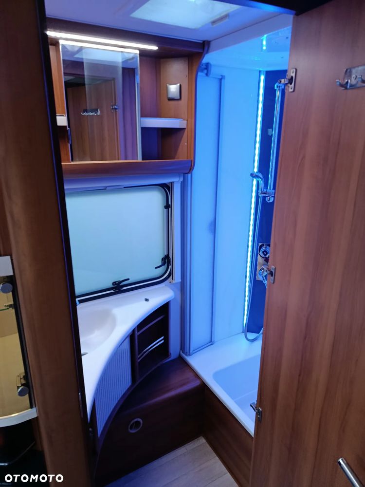 Fendt Caravan Diamant Black 590 - 20