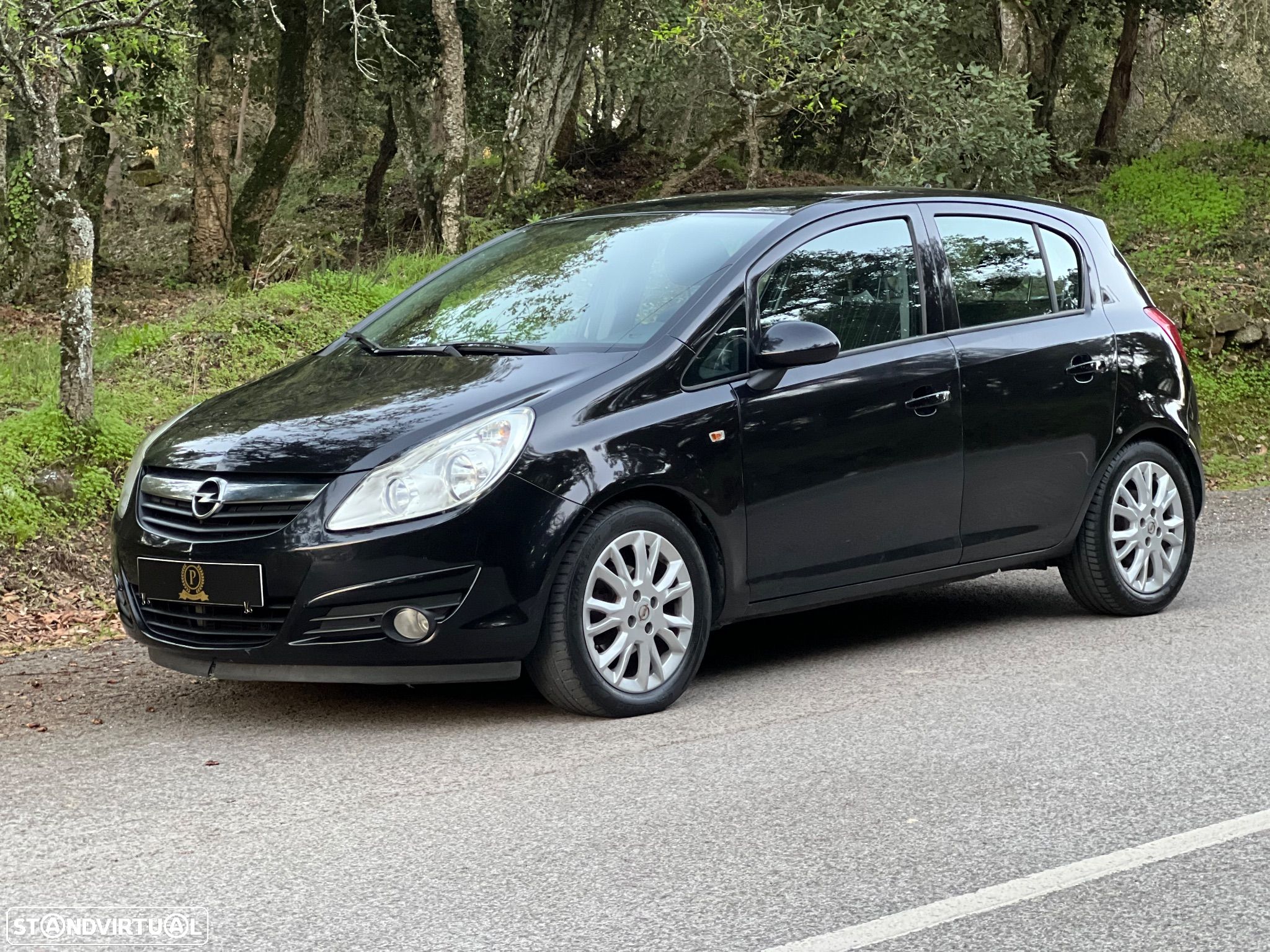 Opel Corsa 1.2 CMON - 1