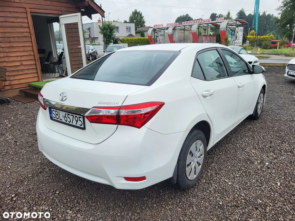 Toyota Corolla 1.33 Comfort - 6