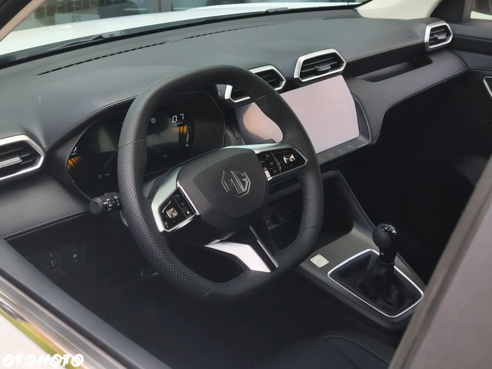 MG ZS 1.5 Excite - 12