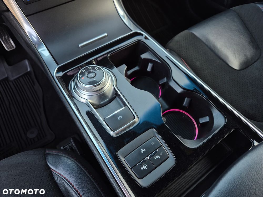 Ford Edge 2.0 EcoBlue Bi-Turbo 4x4 ST-LINE - 31