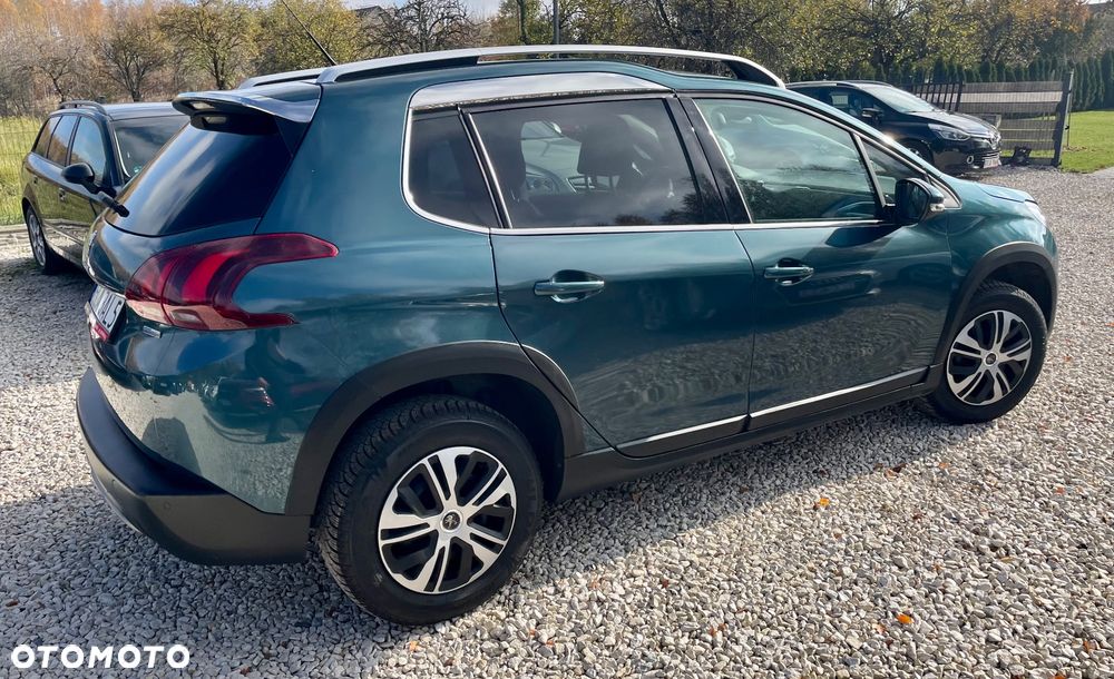 Peugeot 2008 PureTech 130 GPF Stop&Start Allure - 22