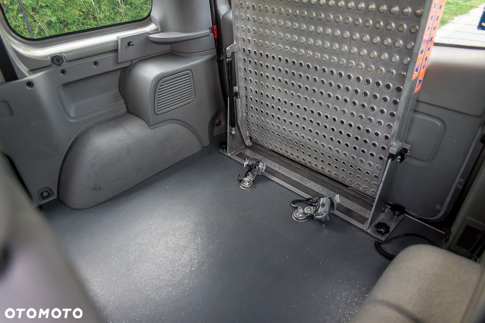 Renault Trafic L1H1 Passenger Lux - 22