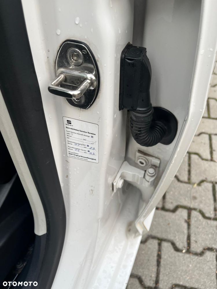 Seat Ibiza 1.4 16V Style - 24