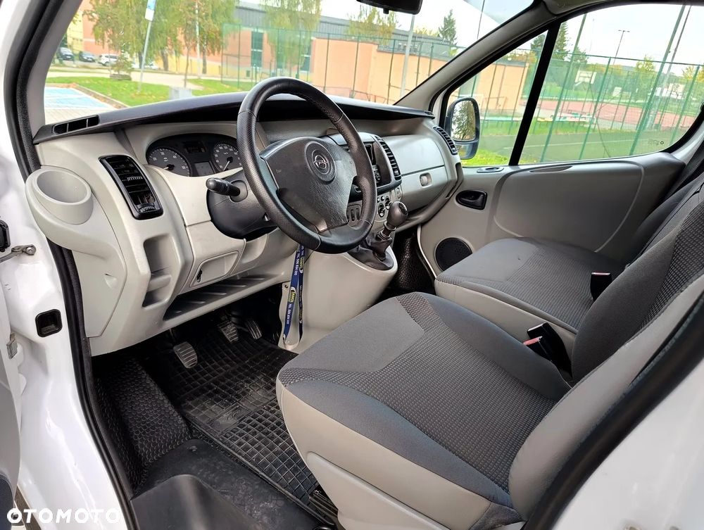 Opel Vivaro - 7